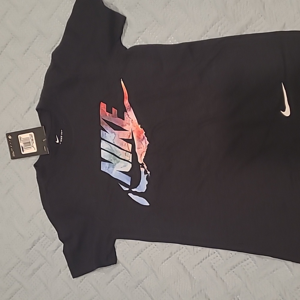 Nike hbr water black youth tee